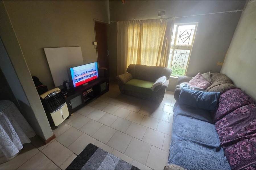 4 Bedroom Property for Sale in Roodepan Northern Cape